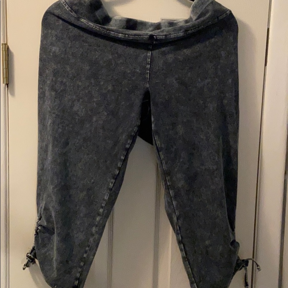 Pull on workout Capri